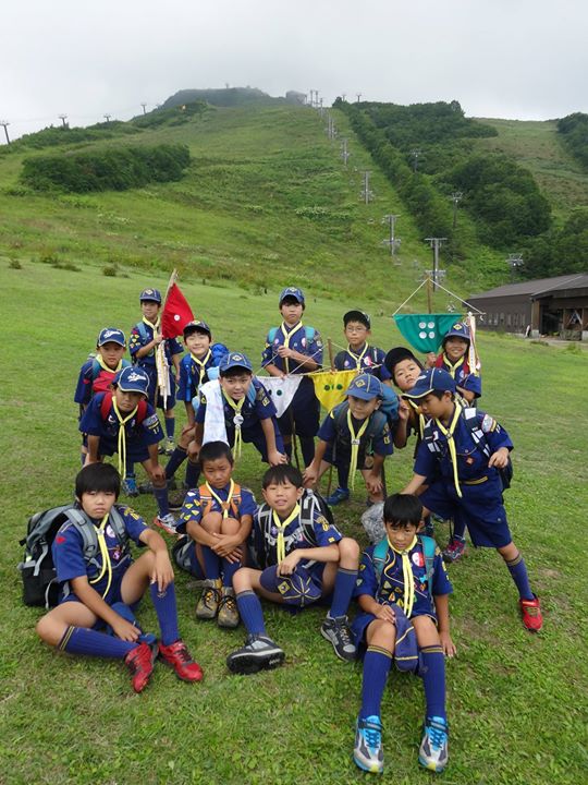 13団カブ2隊の夏舎営の様子が写真館にアップされました。