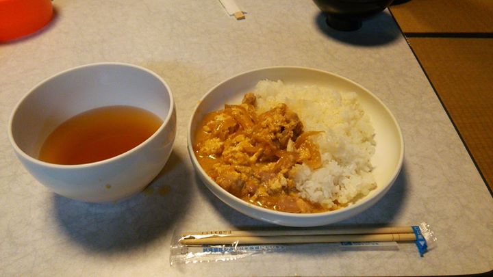 晩ご飯は親子丼。