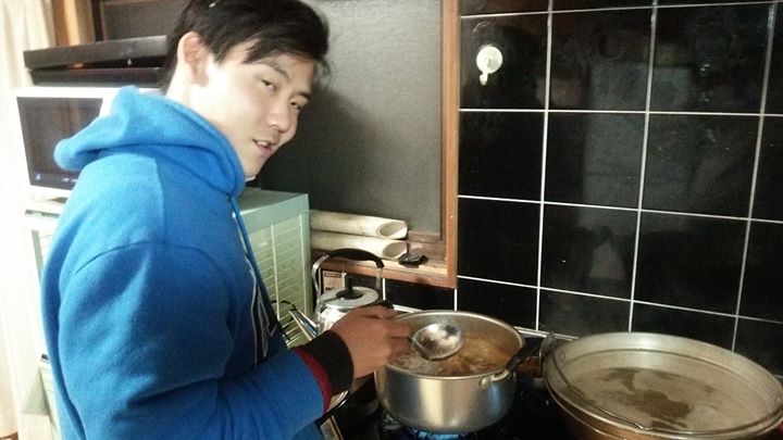 副長が愛情込めて作る舎営の晩ご飯。
