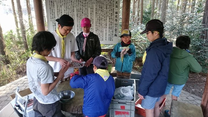食糧配給の時間です。