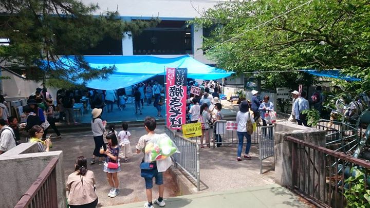 今日は夙川スカウトチャリティーバザーです。