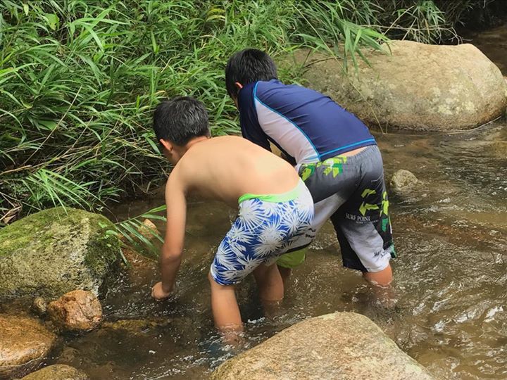 7月23日、川遊びに…