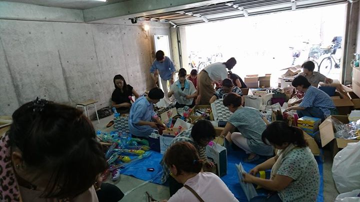 本日、夏祭りに向けて、「宝」を作成しました。