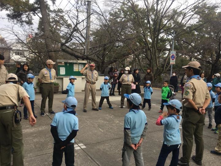 3団と合同の凧上げ集会☆