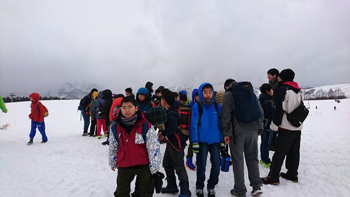 今日から、ローバー主催のスキーツアーです。