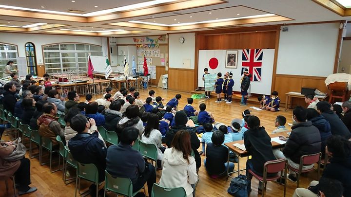 カブ隊1組のスタンツ。