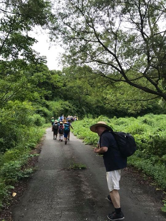 カブ隊、デン作りへいくぞ〜