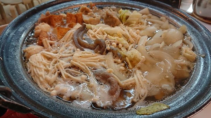 ローバースキーツアー、晩ご飯はお鍋です。