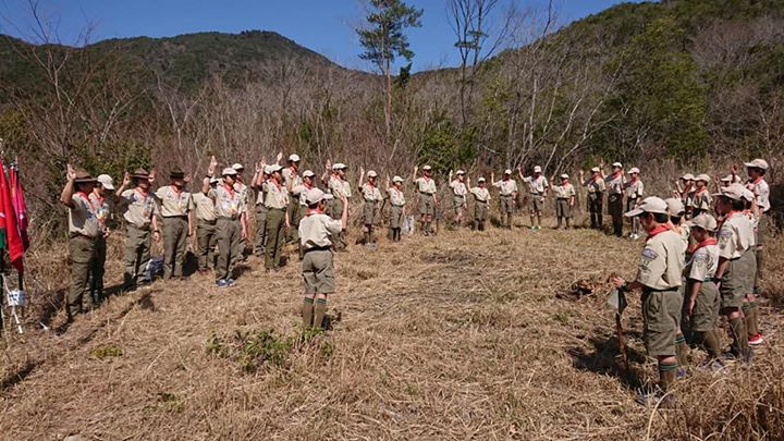 春季野営、開営式も終了し、設営開始です！
