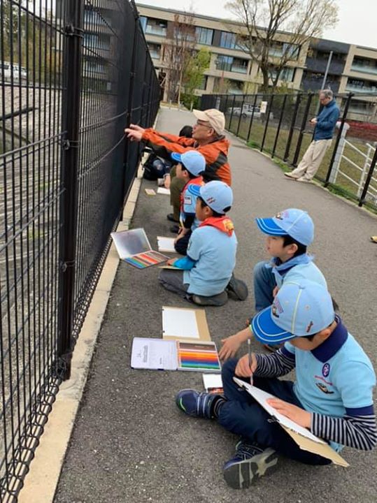 二テコ池で写生大会。