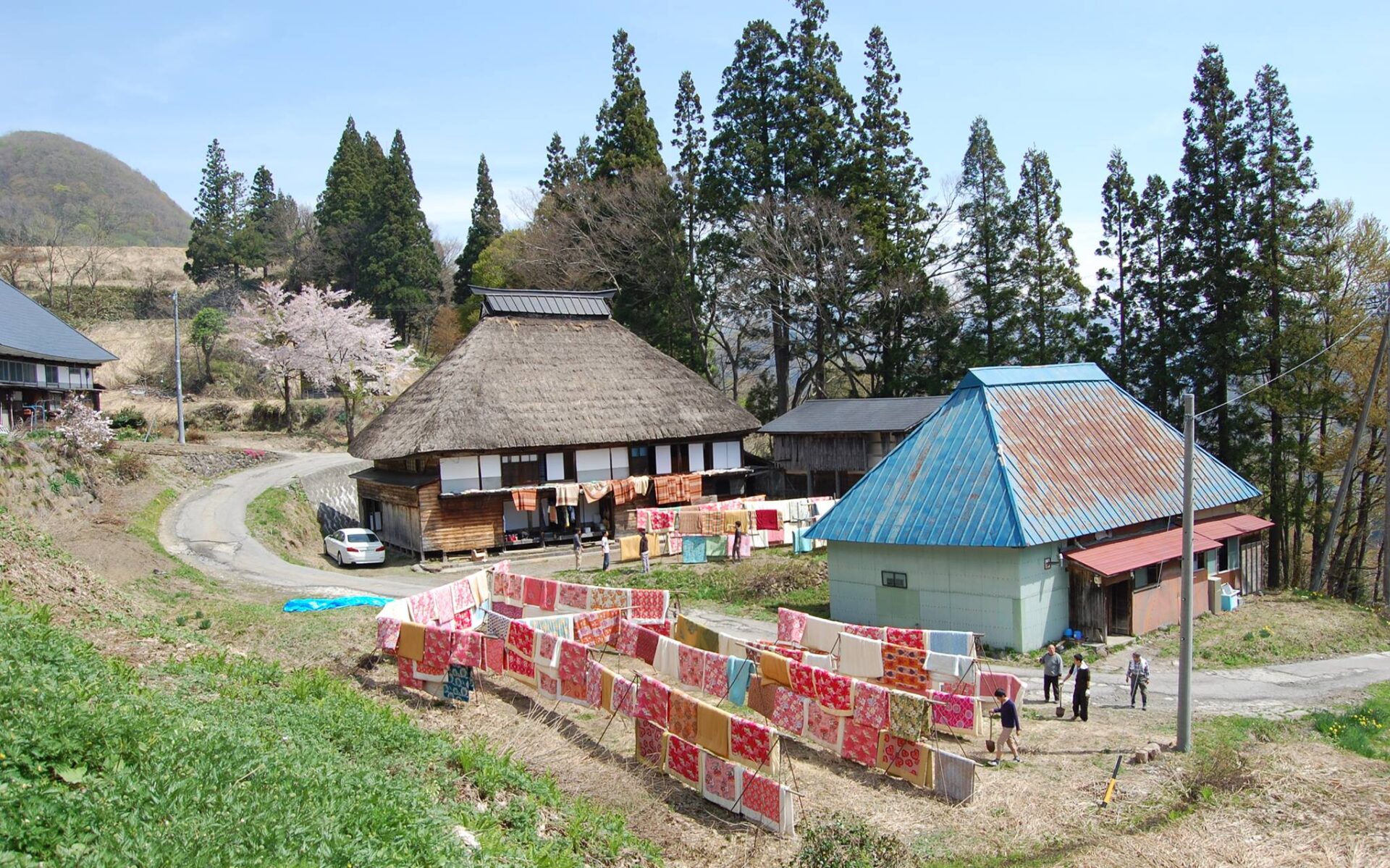 LEC ～我を招く丘の家